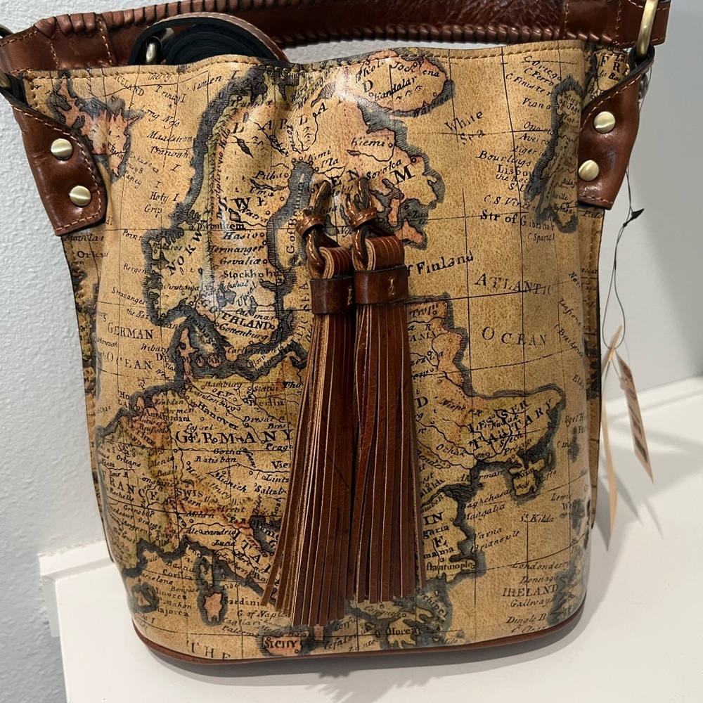 Patricia Nash Otavia Bucket Crossbody handbag